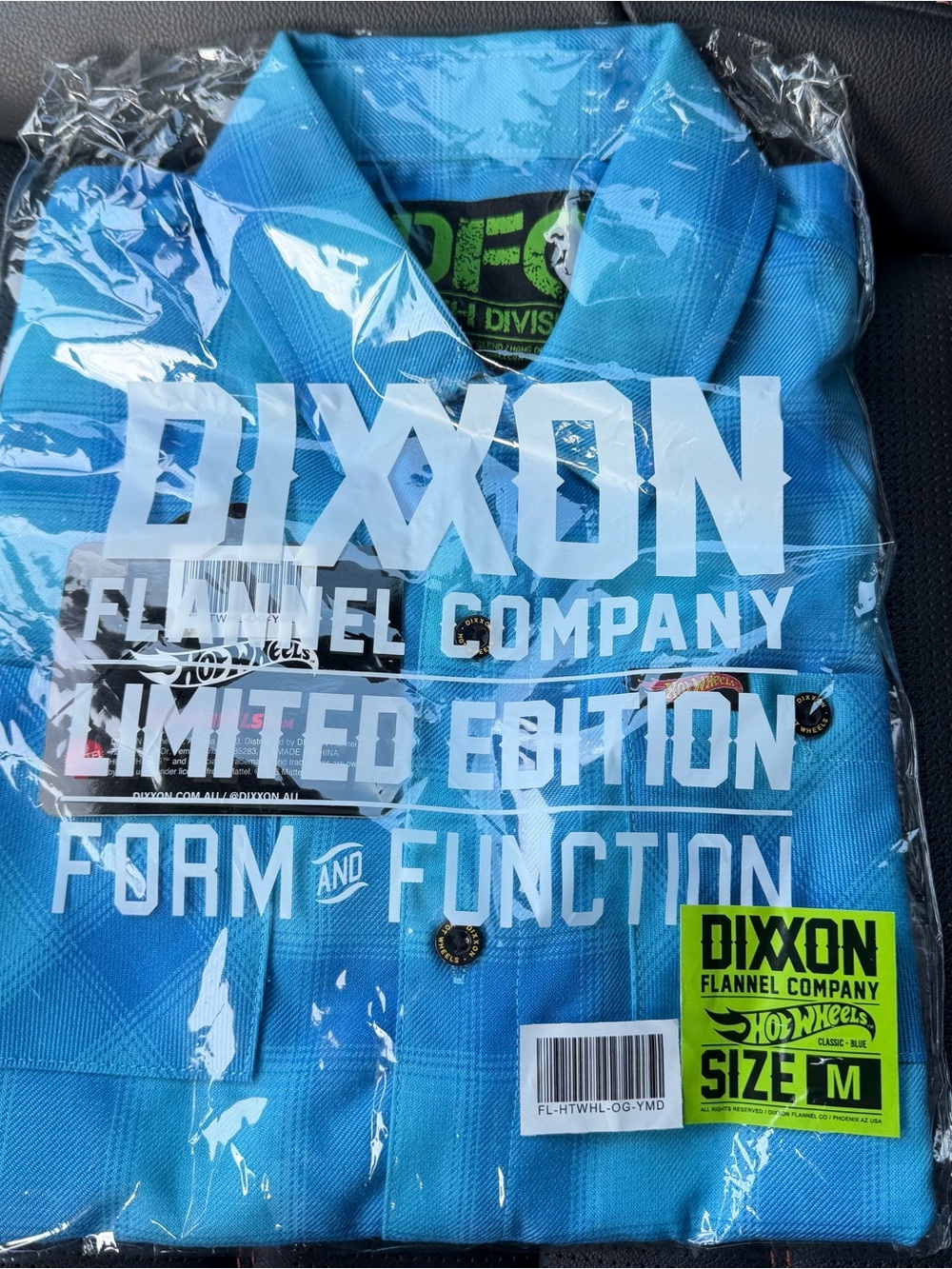 NWT Youth Dixxon Flannel Size Medium Hot Wheels OG Youth Flannel Youth